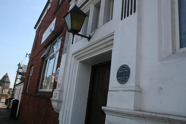 The Knoll Guesthouse Newport  Dış mekan fotoğraf